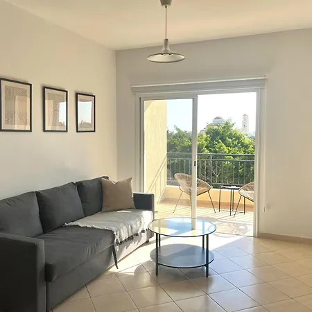 Phaedrus Living Fusion * Paphos